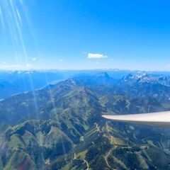 Flugwegposition um 13:26:28: Aufgenommen in der Nähe von Gemeinde Kalwang, 8775, Österreich in 2550 Meter